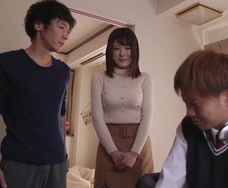 Vụng trộm với chị dâu ngực khủng